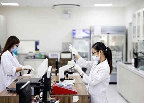 laboratorio chimico farmaceutico