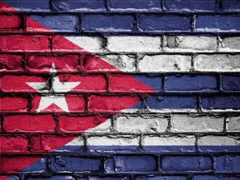 bandiera cuba su muro